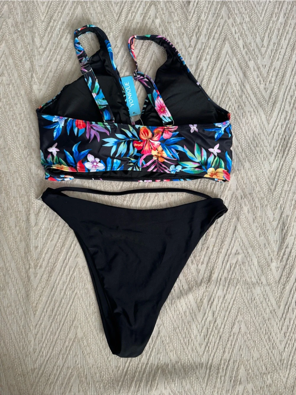Younique Black Tropical Floral High-WaistWomen's 2 pieces swimwear,.